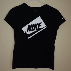 nike tee, girls Large but fits women’s XS